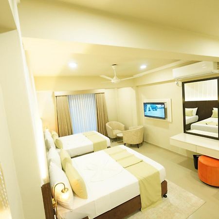 Hotel Grand Amanee Ratnapura Exterior foto