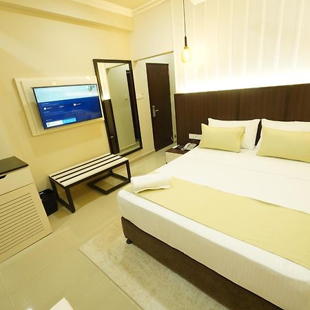 Hotel Grand Amanee Ratnapura Exterior foto