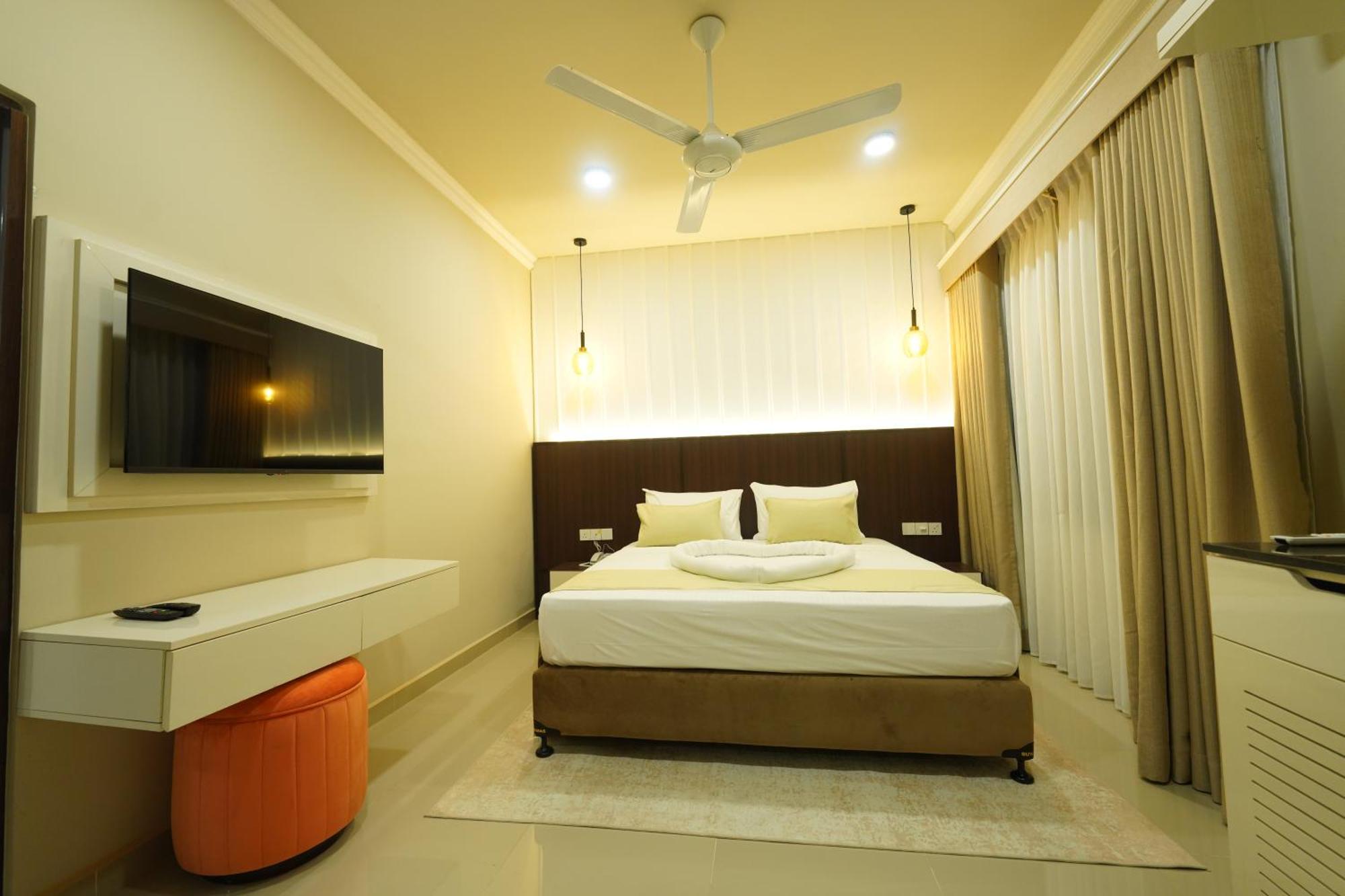 Hotel Grand Amanee Ratnapura Exterior foto