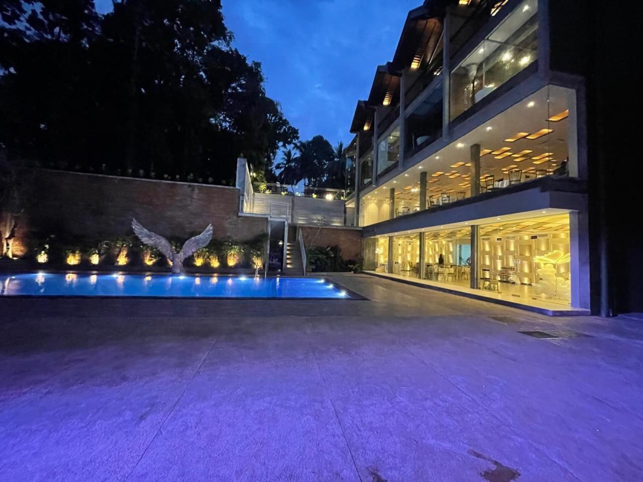 Hotel Grand Amanee Ratnapura Exterior foto