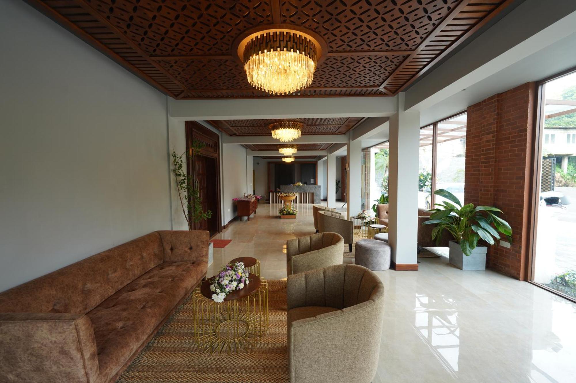 Hotel Grand Amanee Ratnapura Exterior foto